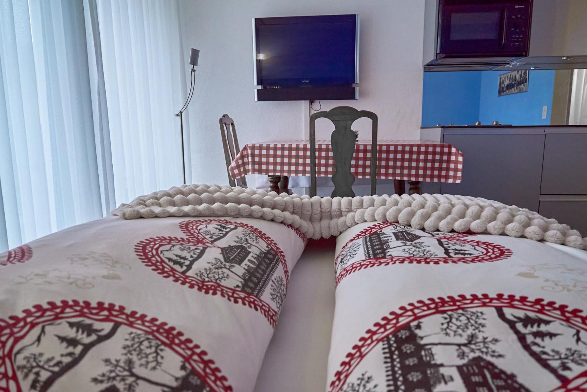 Lake Apartment By Interlaken Därligen Екстериор снимка